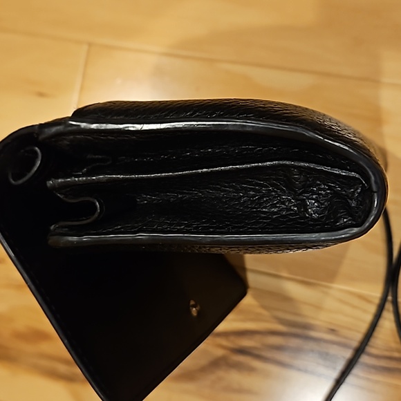 Kate Spade Pebble Leather Harlow Wallet on a String Black in Good Used Condition - Picture 13 of 15